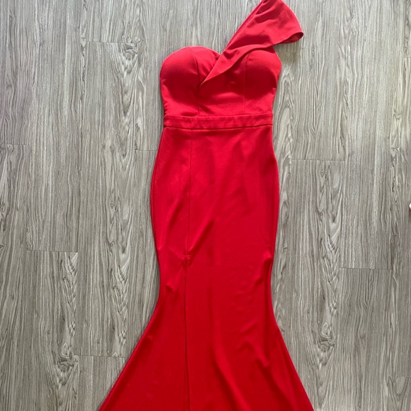 One Shoulder Mermaid Red Long Dress - Picture 2 of 7